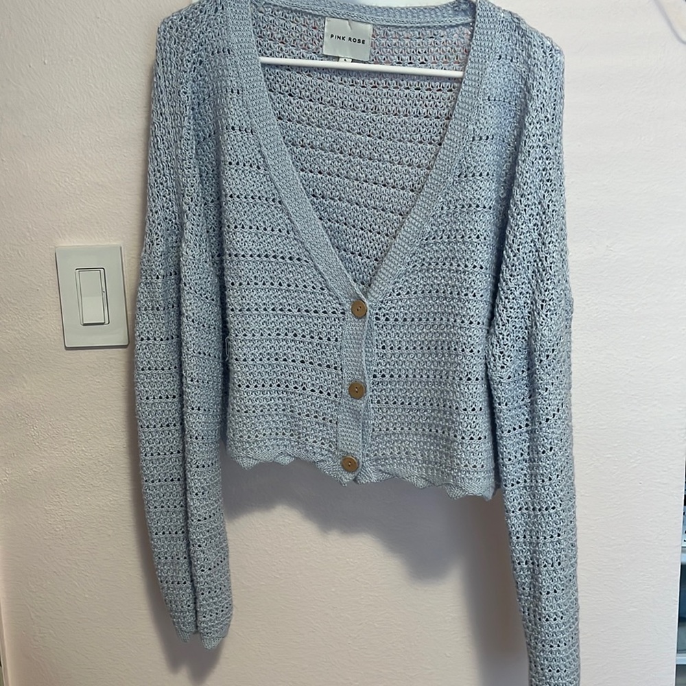 Baby blue knit cropped cardigan